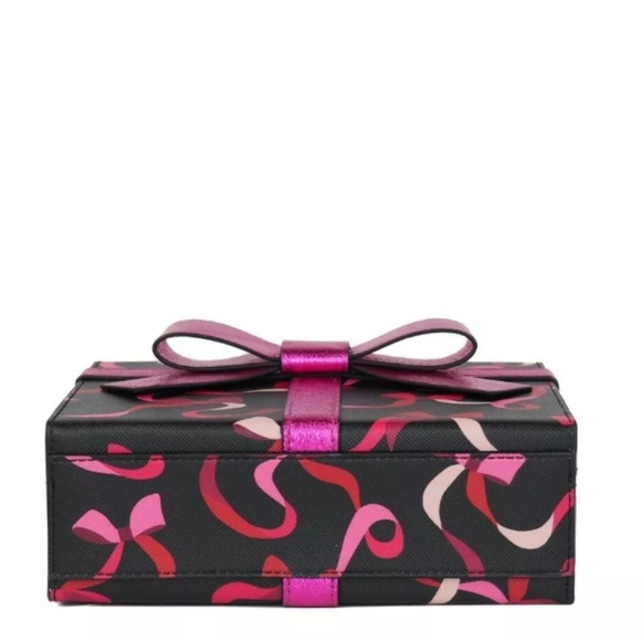 KATE SPADE WRAPPING PARTY RIBBONS GIFT BOX REFINED LEATHER CROSSBODY - Picture 4 of 6